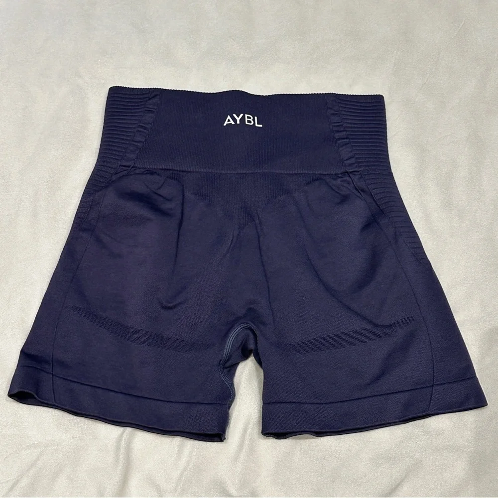 AYBL shorts size